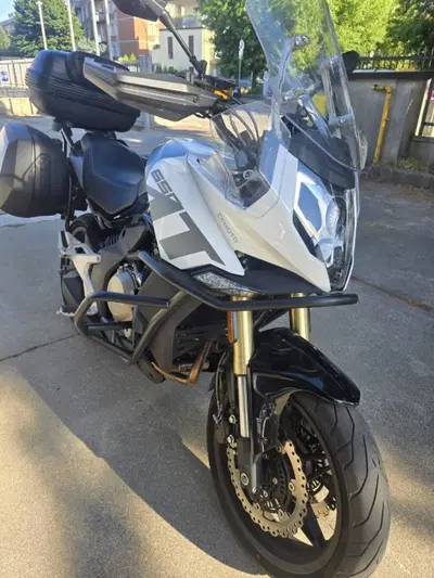 CFMOTO 650MT (2021 - 24) usata