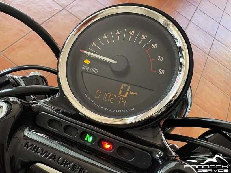 Harley-Davidson XL 1200 CX Roadster (2016 - 18) (17)