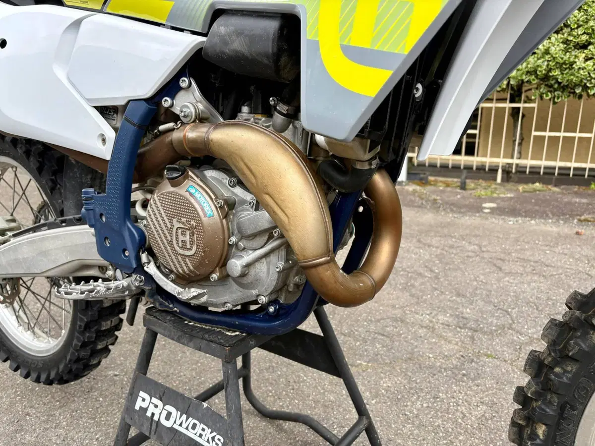 Husqvarna FC 450 (2024) (3)