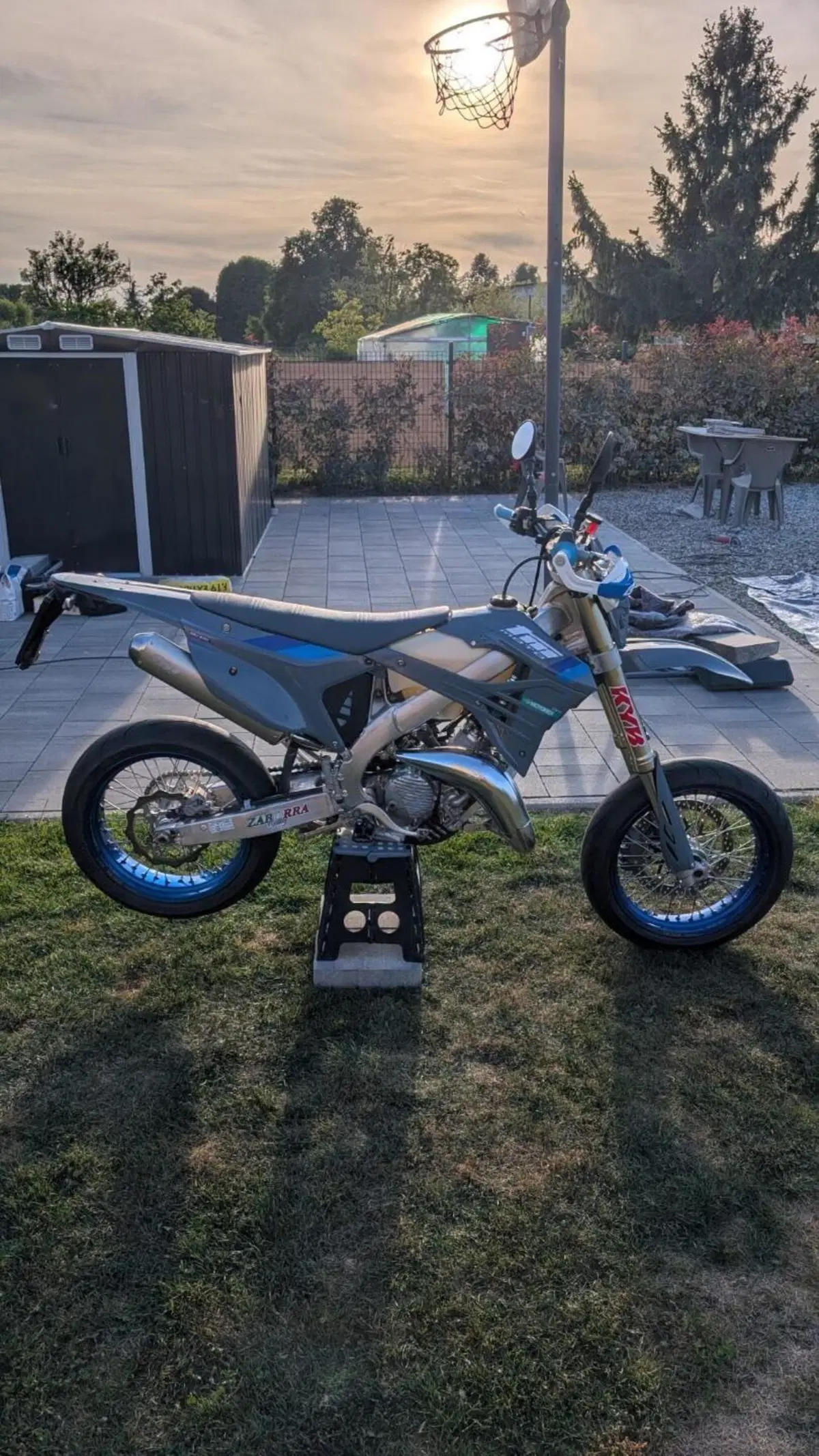 Tm Moto EN 125 ES Fi 2T (2025) (7)