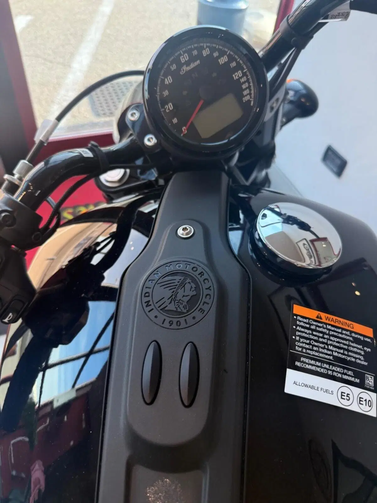 Indian Scout 1250 Bobber (2025 - 26) (5)