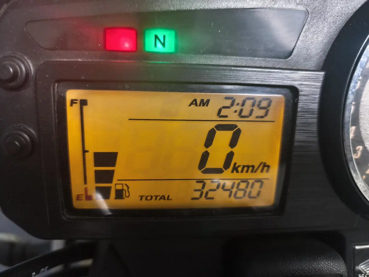 Honda Hornet 600 (2005 - 06) (6)