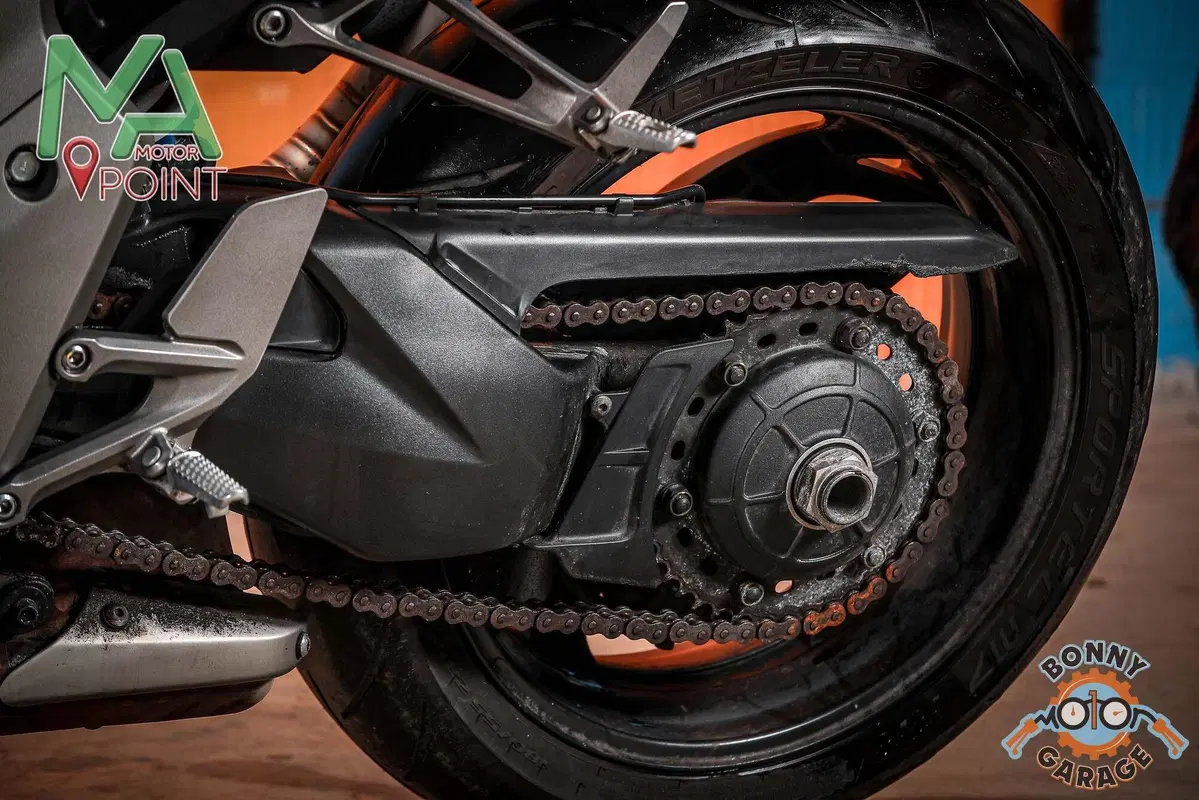 Honda CB 1000 R (2008 - 10) (12)