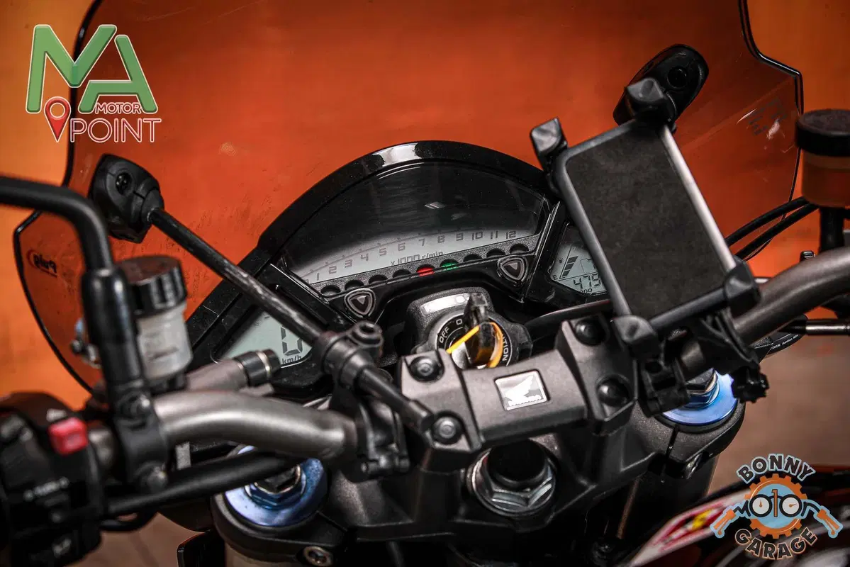 Honda CB 1000 R (2008 - 10) (18)