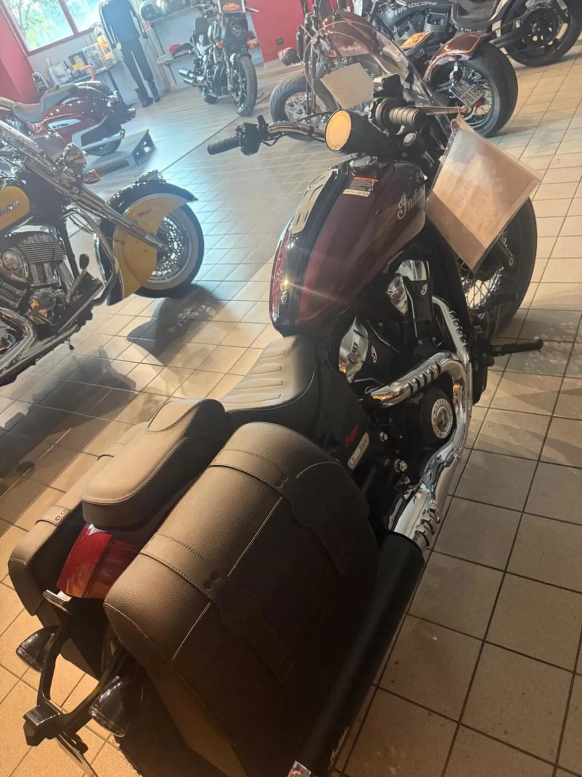 Indian Scout 1250 Classic Limited + Tech (2025 - 26) (2)