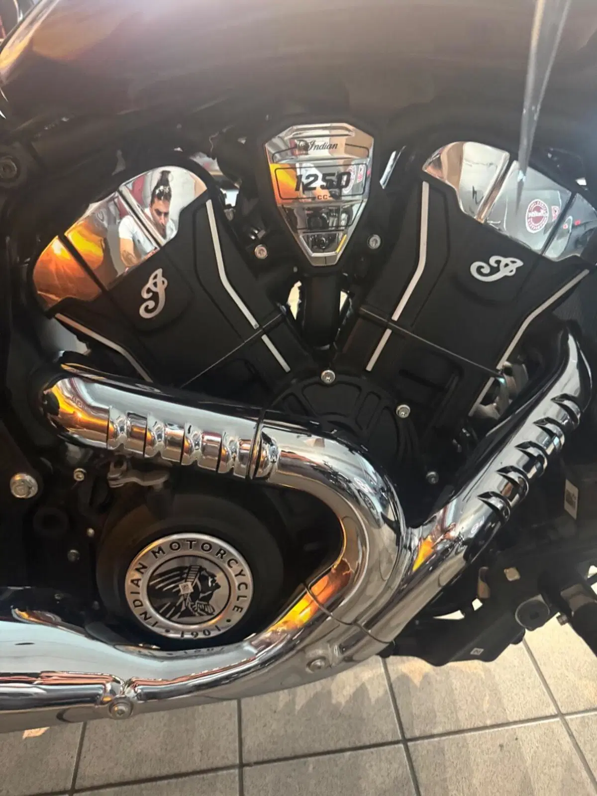 Indian Scout 1250 Classic Limited + Tech (2025 - 26) (5)