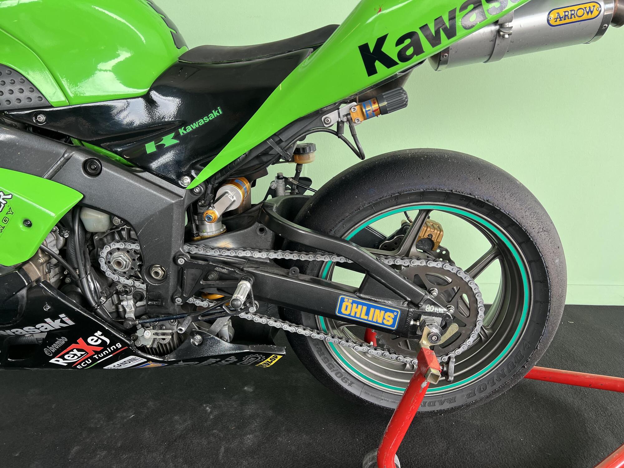 Vendo Kawasaki Ninja 636 ZX-6R (2005 - 06) usata a Manerba del