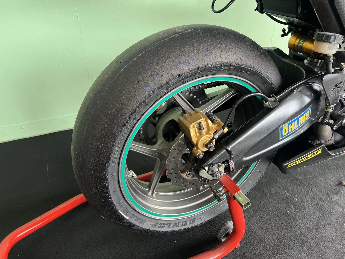 Kawasaki Ninja 636 ZX-6R (2005 - 06) (19)