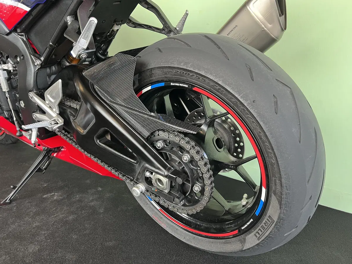 Honda CBR 1000 RR-R Fireblade SP (2020 - 21) (17)