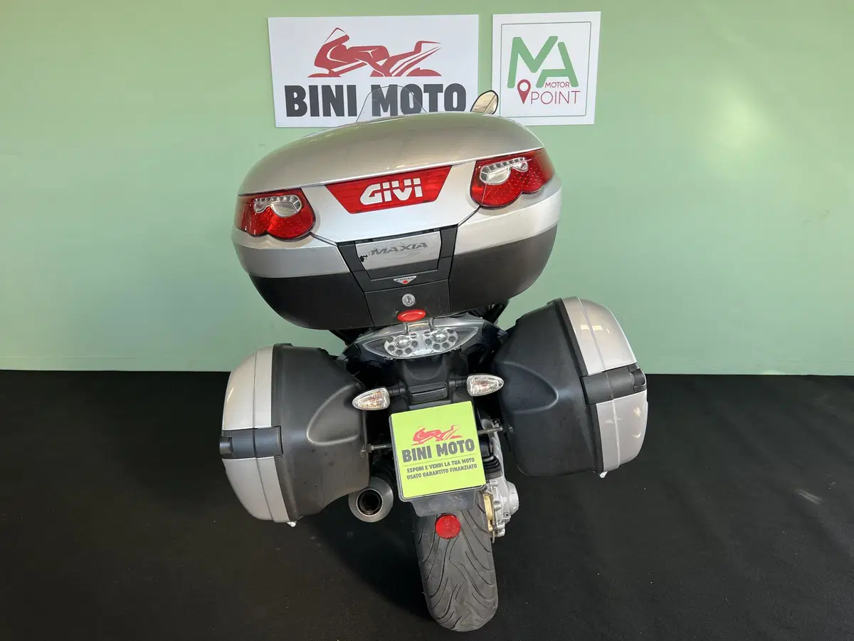 Moto Guzzi Norge 1200 GT 8V (2011 - 16) (7)