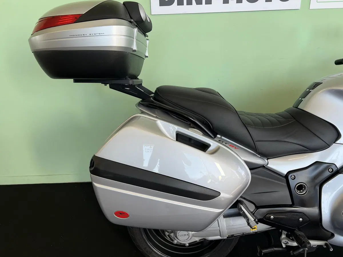 Moto Guzzi Norge 1200 GT 8V (2011 - 16) (11)