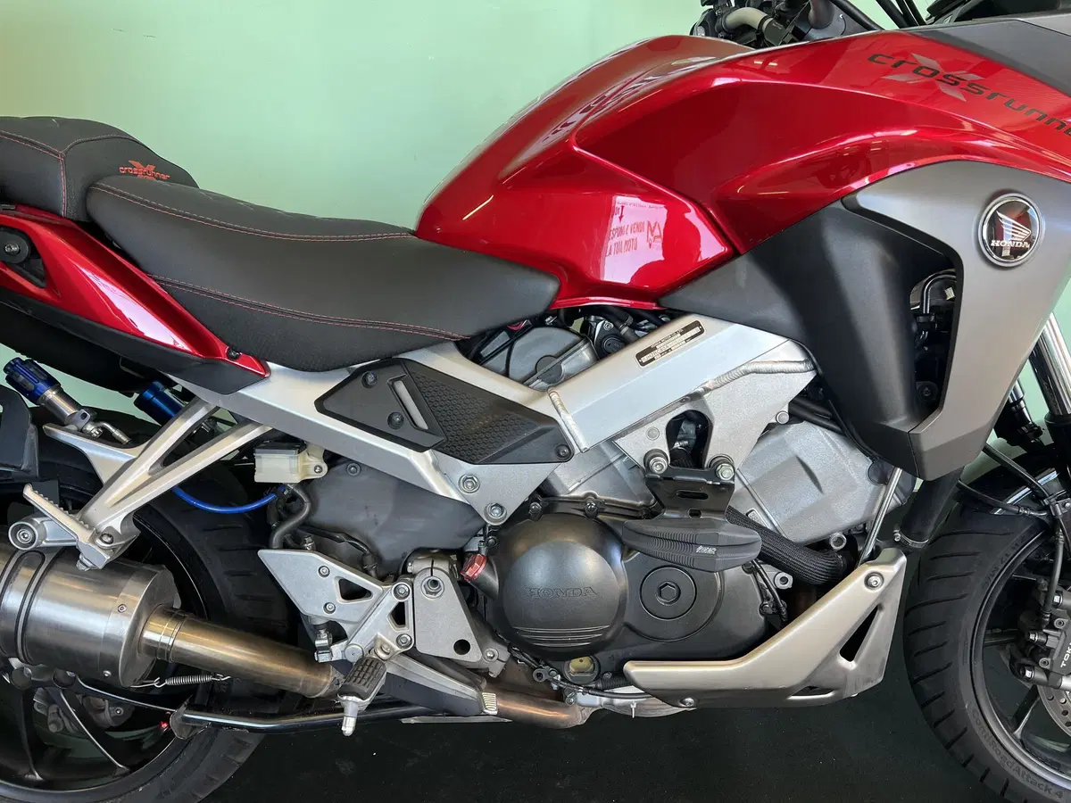 Honda Crossrunner ABS (2015 - 16) (9)