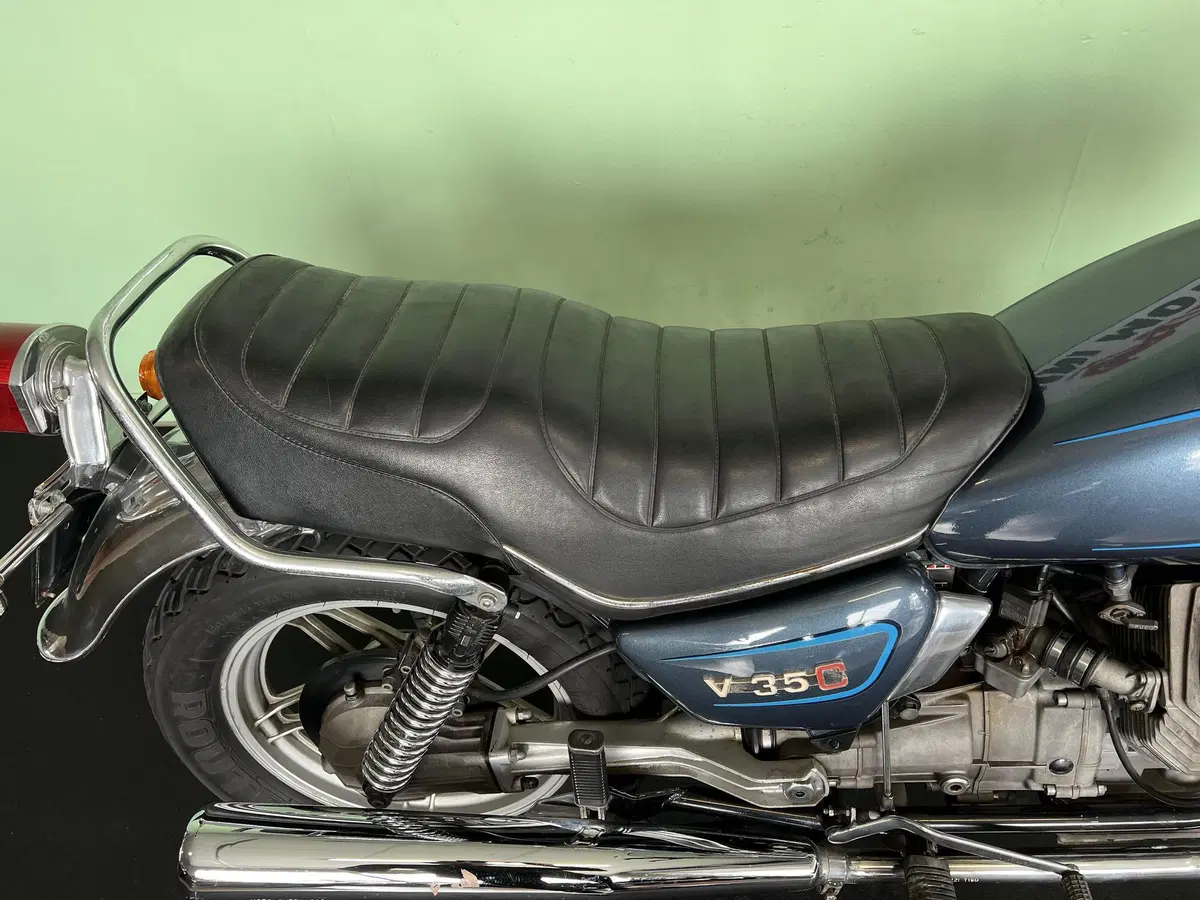 Moto Guzzi V 35 C (1983 - 88) (11)
