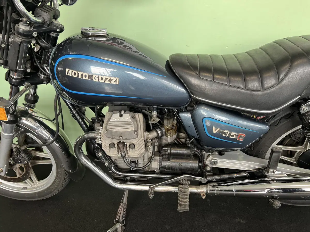 Moto Guzzi V 35 C (1983 - 88) (15)