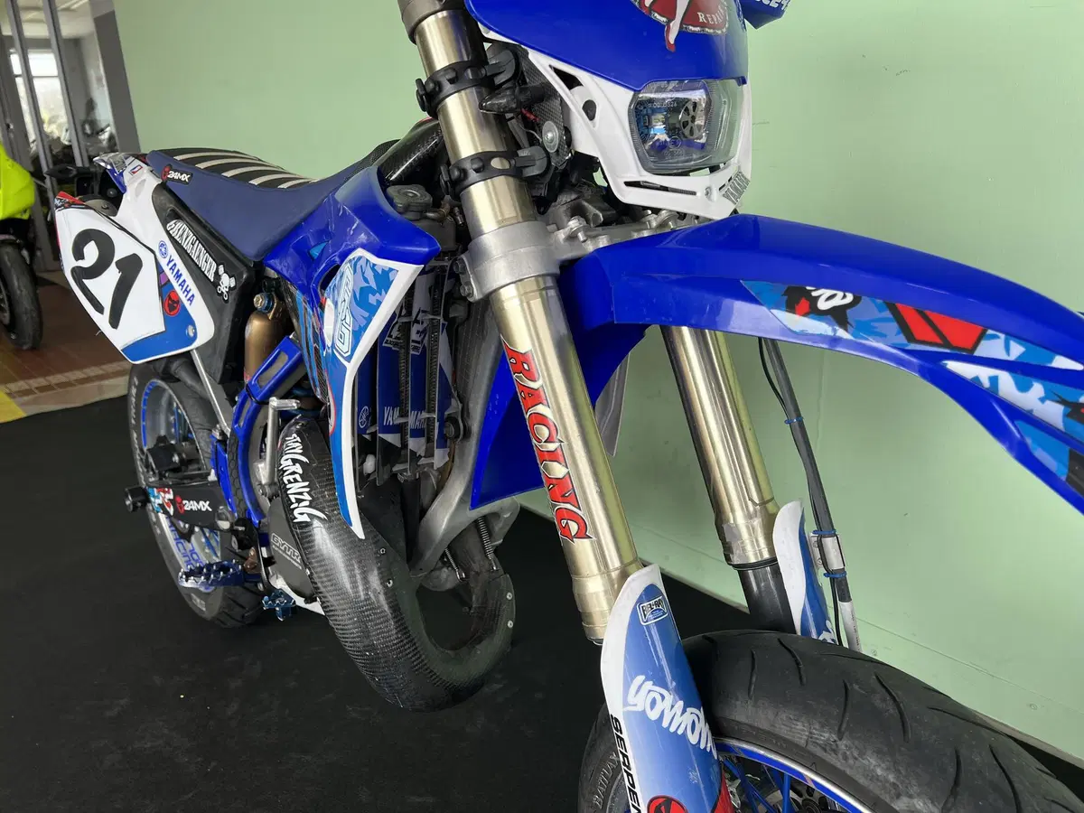 Yamaha YZ 125 (2013) (10)