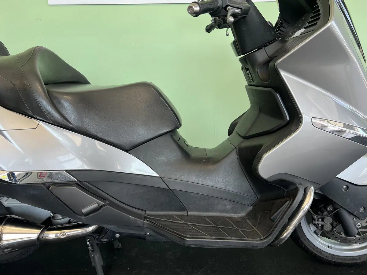 Aprilia Atlantic 500 (2003 - 04) (10)