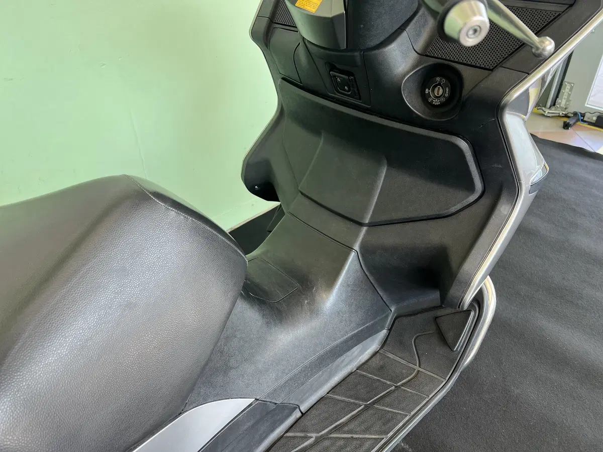 Aprilia Atlantic 500 (2003 - 04) (12)