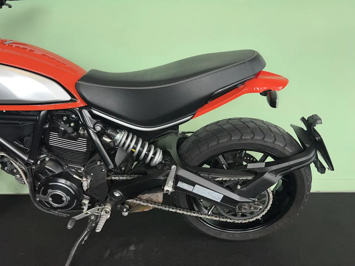 Ducati Scrambler 800 Icon (2017 - 20) (14)
