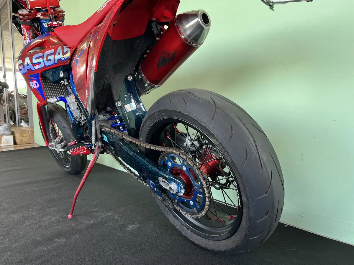 GASGAS MC 450 F (2023) (19)