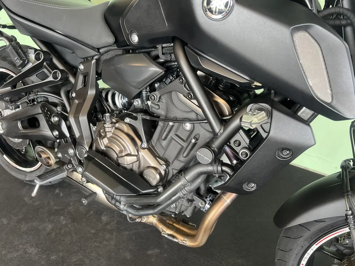 Yamaha MT-07 (2017 - 18) (10)
