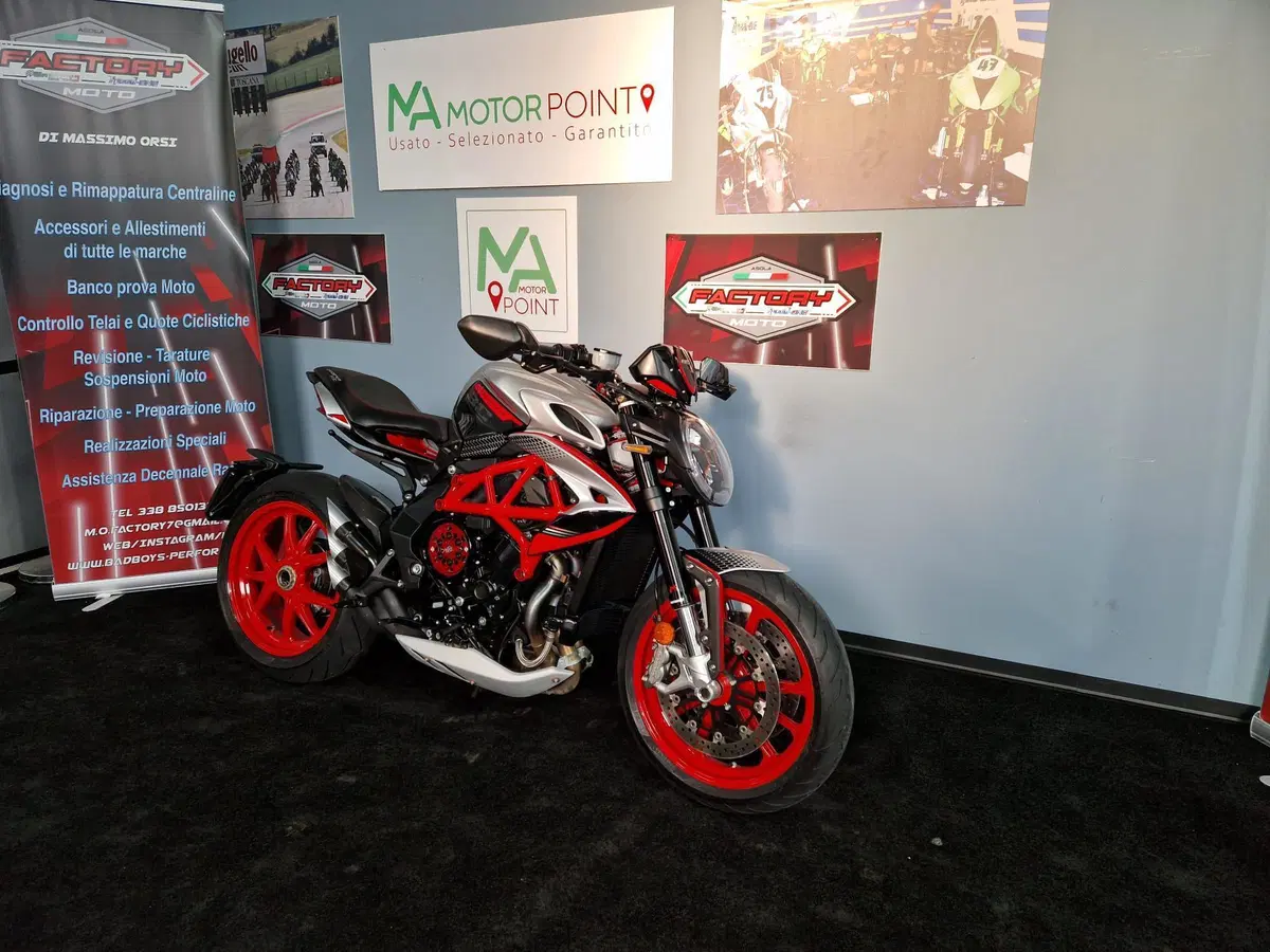 MV Agusta Brutale 800 RR SCS (2021 - 22) (15)