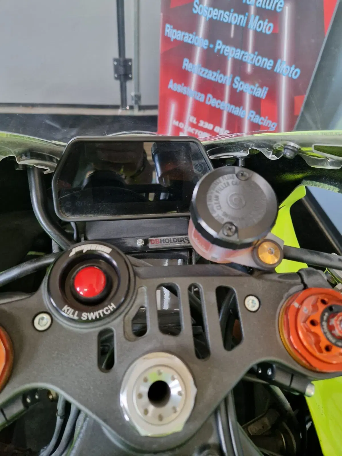 Yamaha YZF R1 (2015 - 16) (6)