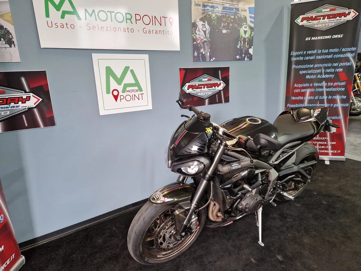 Triumph Street Triple RS (2020 - 22) (16)