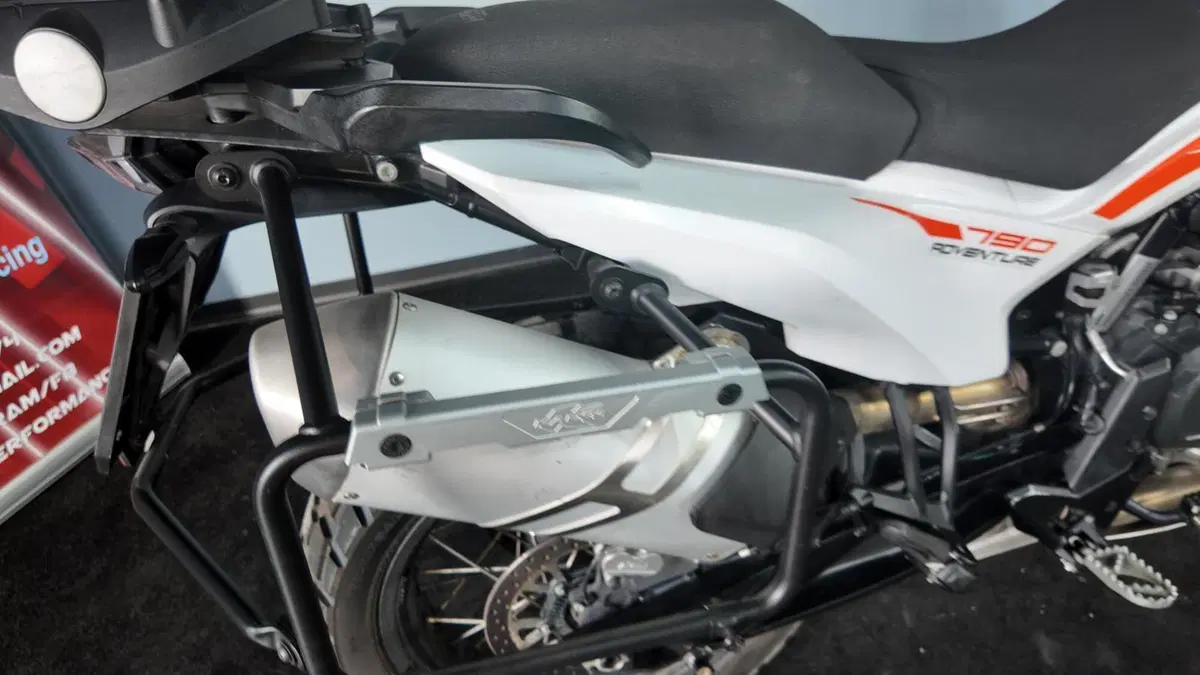 KTM 790 Adventure (2019 - 20) (9)