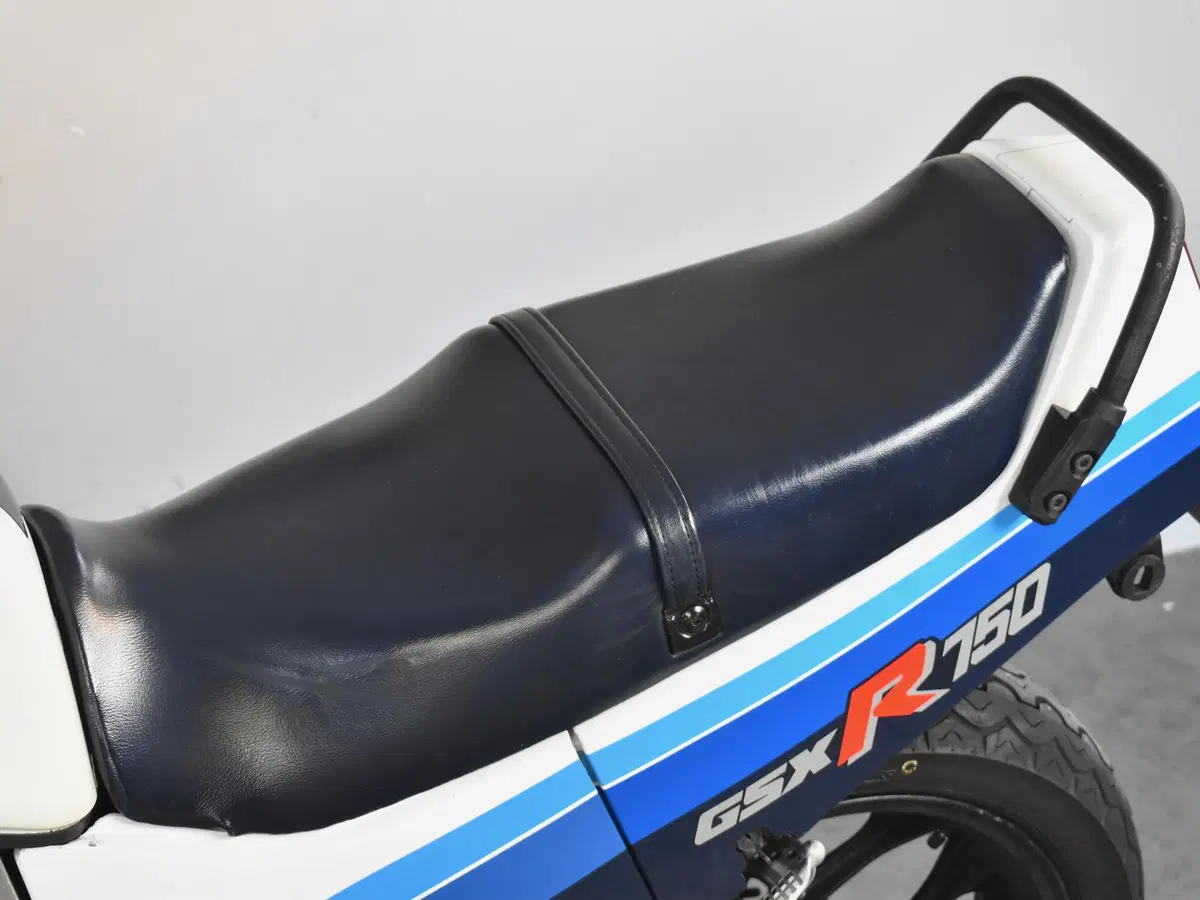 Suzuki GSX R 750 (1988 - 89) (14)