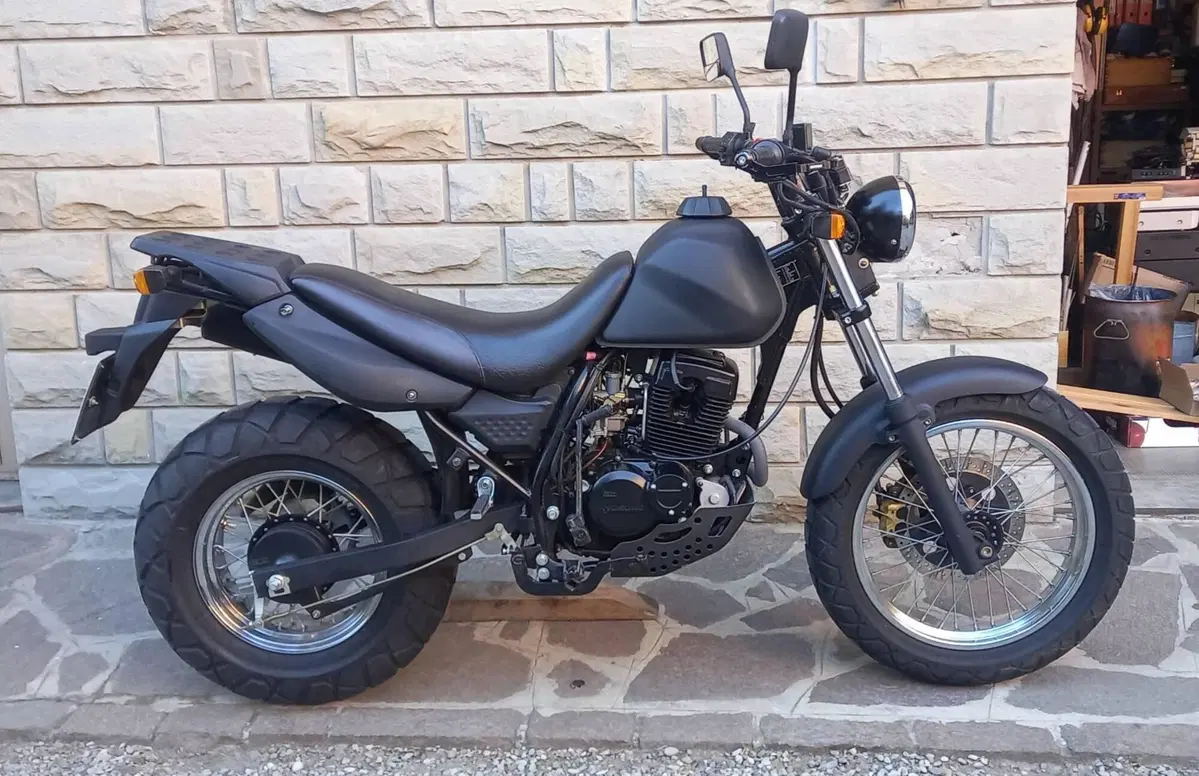 Hyosung Karion RT 125 4v (2004 - 16) (2)