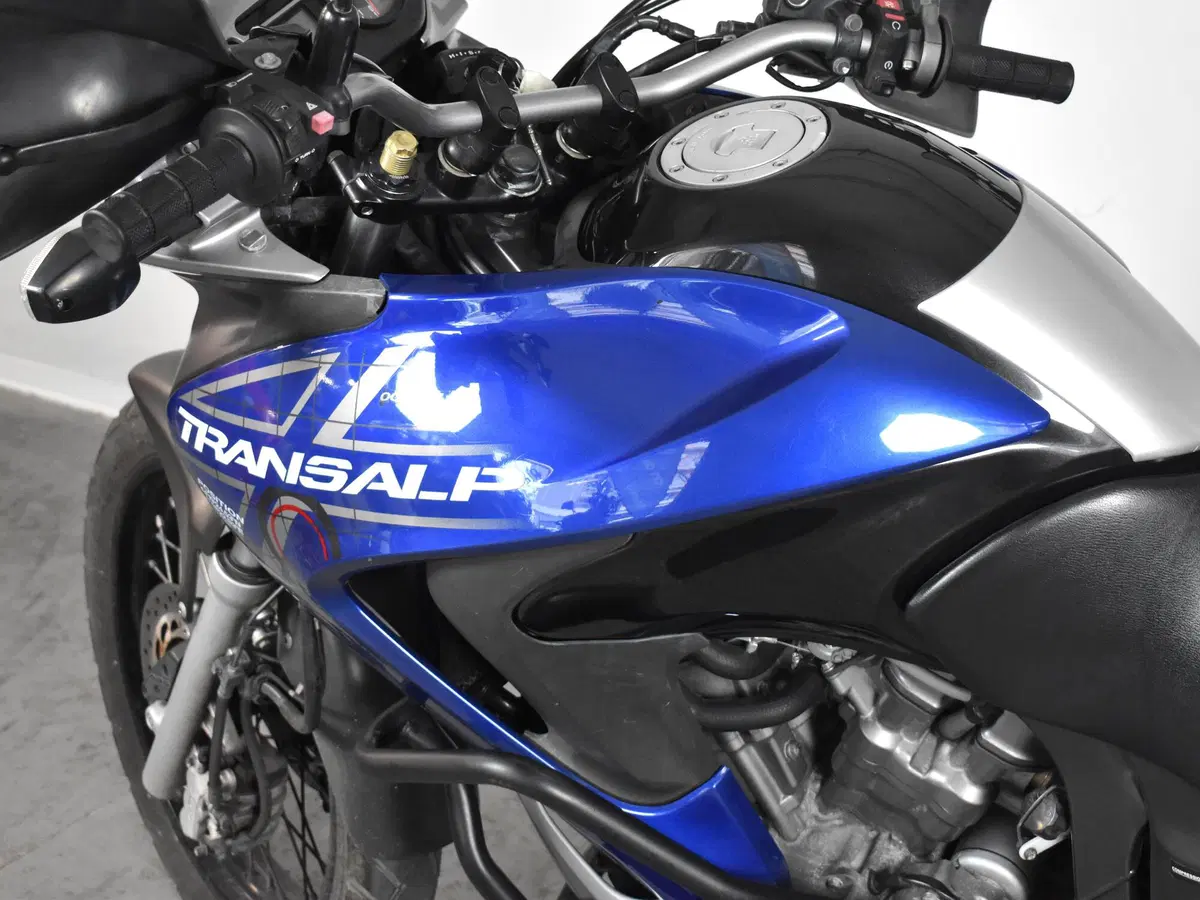 Honda Transalp XL 700 V ABS (2007 - 2013) (15)