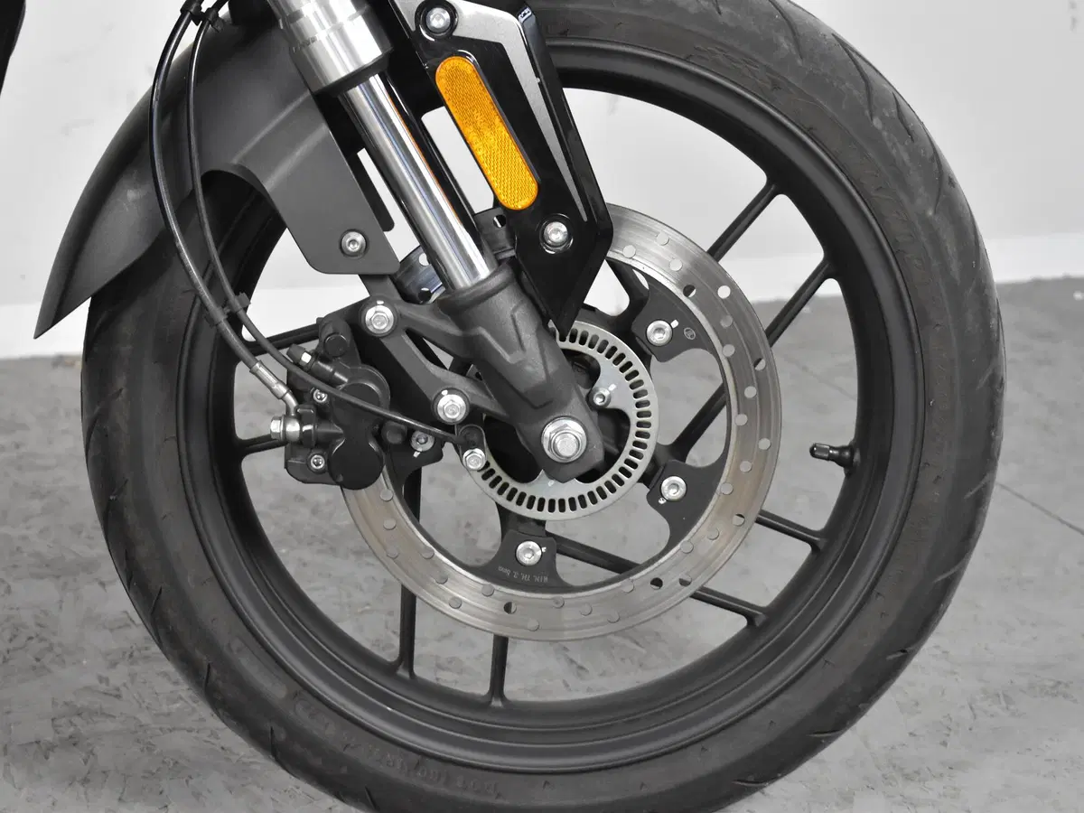 Voge Brivido 125R (2023 - 26) (11)