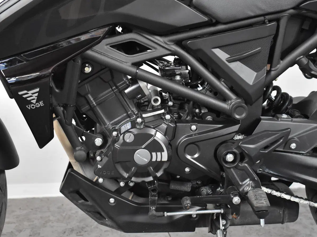 Voge Brivido 125R (2023 - 26) (17)