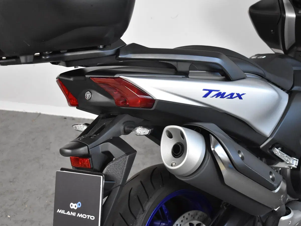 Yamaha T-Max 530 SX Sport Edition (2018 - 19) (7)