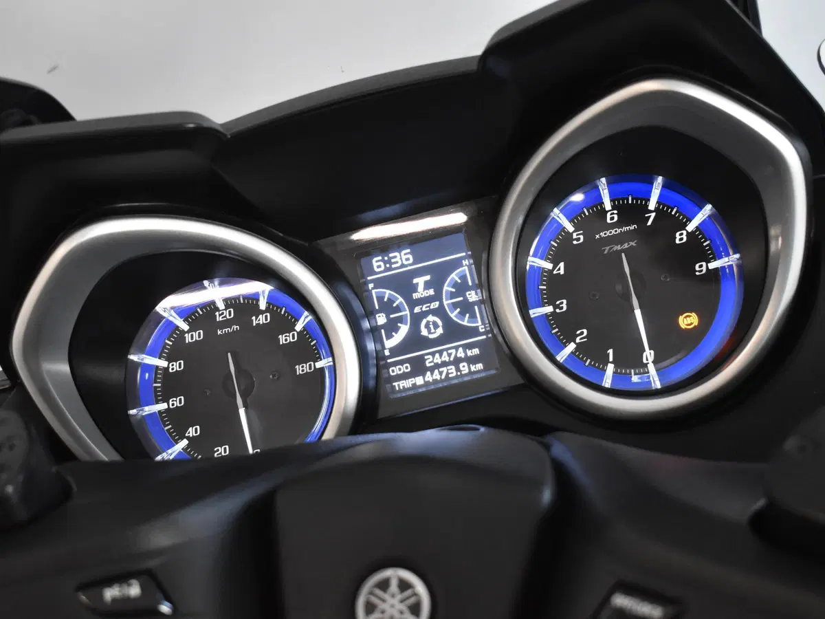 Yamaha T-Max 530 SX Sport Edition (2018 - 19) (9)