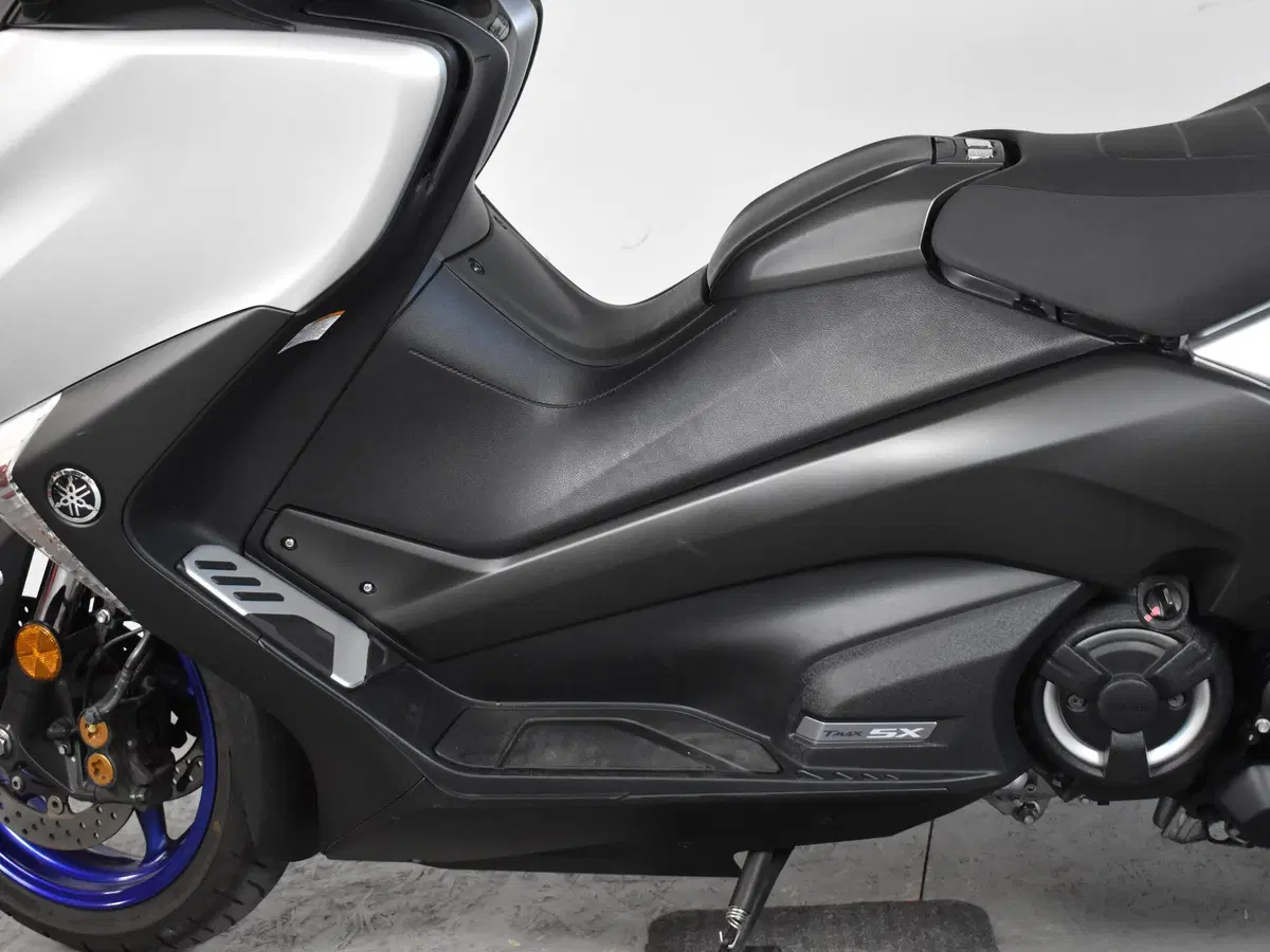 Yamaha T-Max 530 SX Sport Edition (2018 - 19) (17)