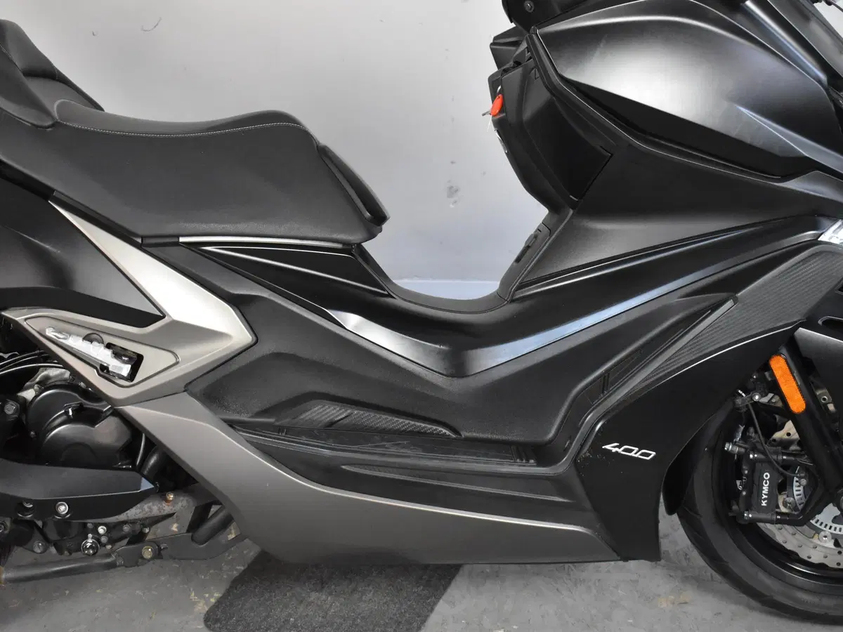 Kymco Xciting 400i S TCS (2021 - 24) (11)