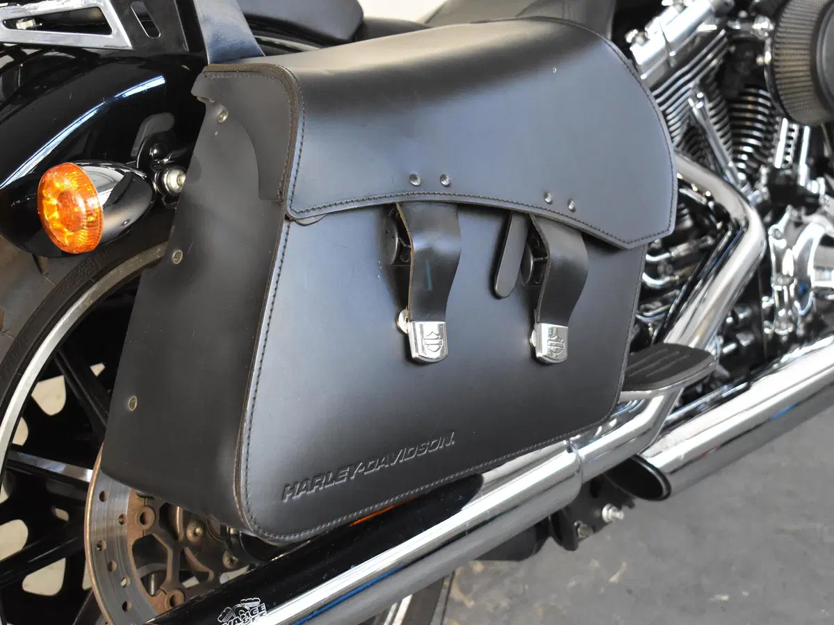 Harley-Davidson 1690 Breakout (2013 - 17) - FXSB (8)