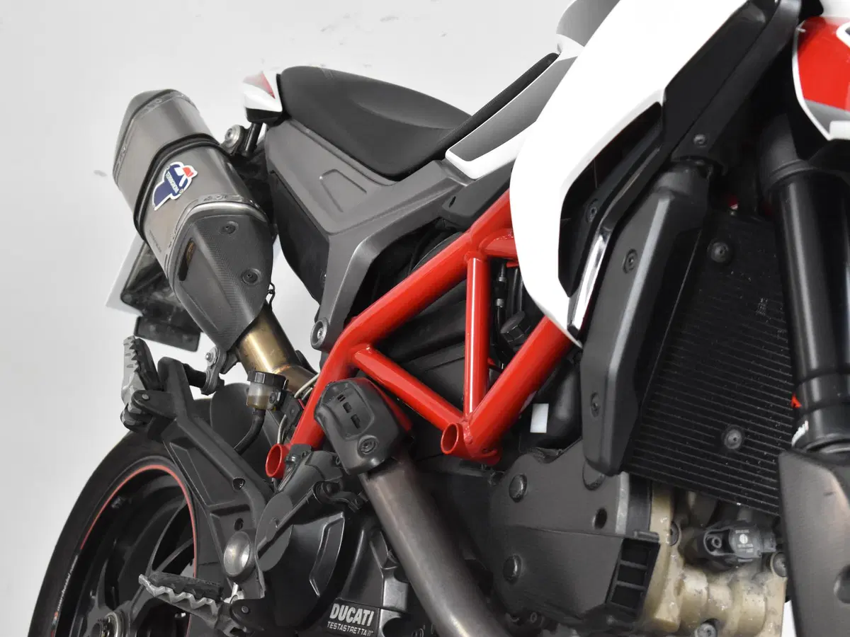 Ducati Hypermotard 821 SP (2013 - 15) (19)