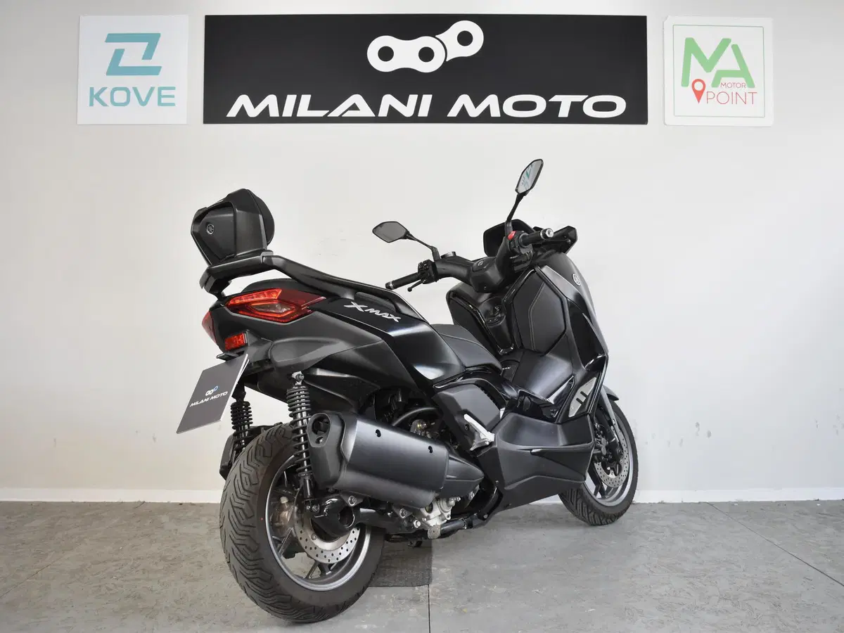 Yamaha X-Max 300 Tech Max (2021 - 24) (6)