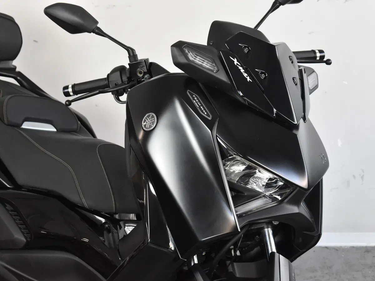 Yamaha X-Max 300 Tech Max (2021 - 24) (12)