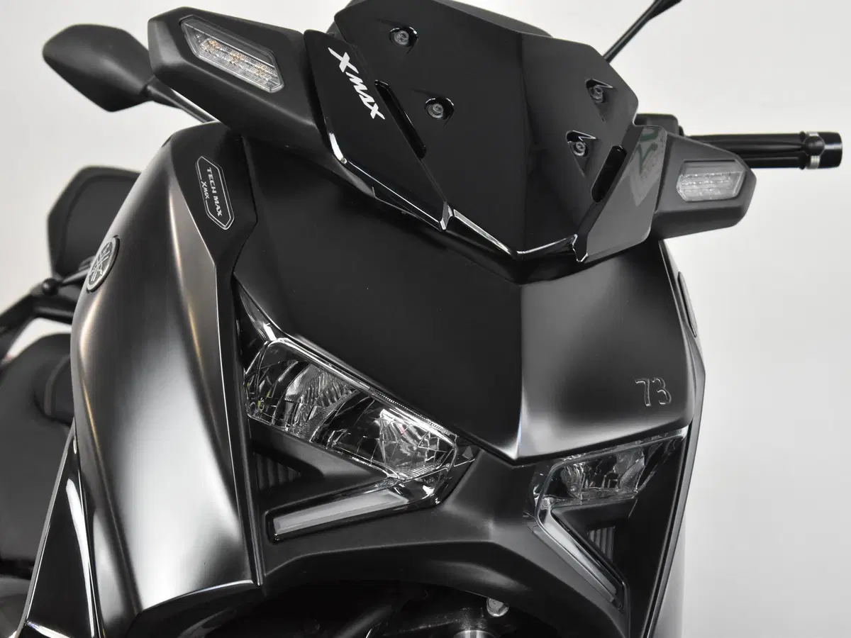 Yamaha X-Max 300 Tech Max (2021 - 24) (13)