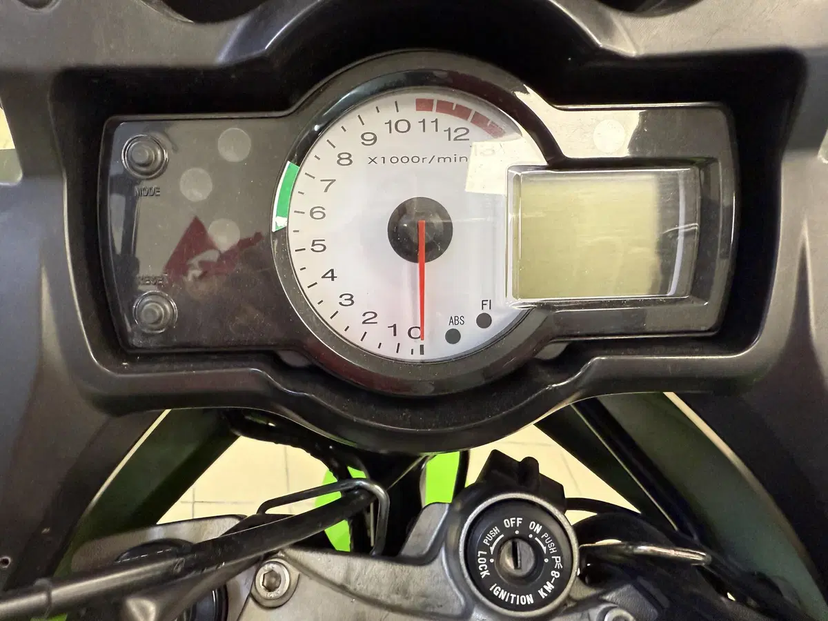 Kawasaki Versys 650 ABS (2010 - 14) (7)