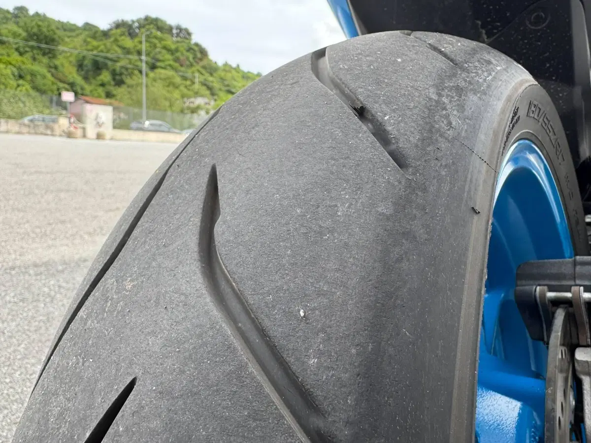 Suzuki GSX-8S (2023 - 24) (4)