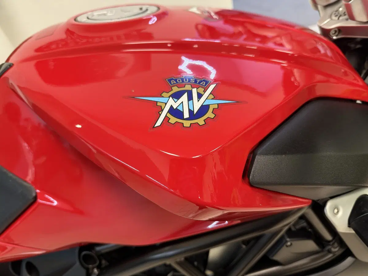 MV Agusta Brutale 675 EAS (2011 - 14) (9)