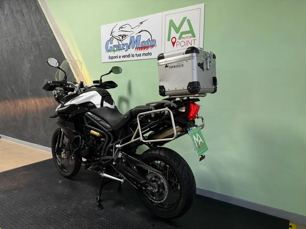 Triumph Tiger 800 XC ABS (2010 - 14) (6)