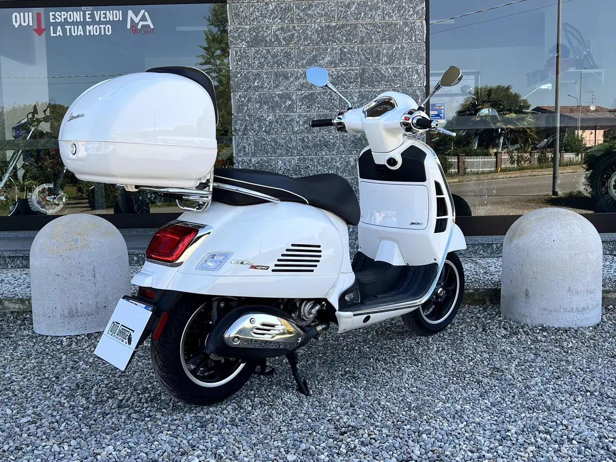 Vespa GTS 300 Super (2023 - 24) (6)
