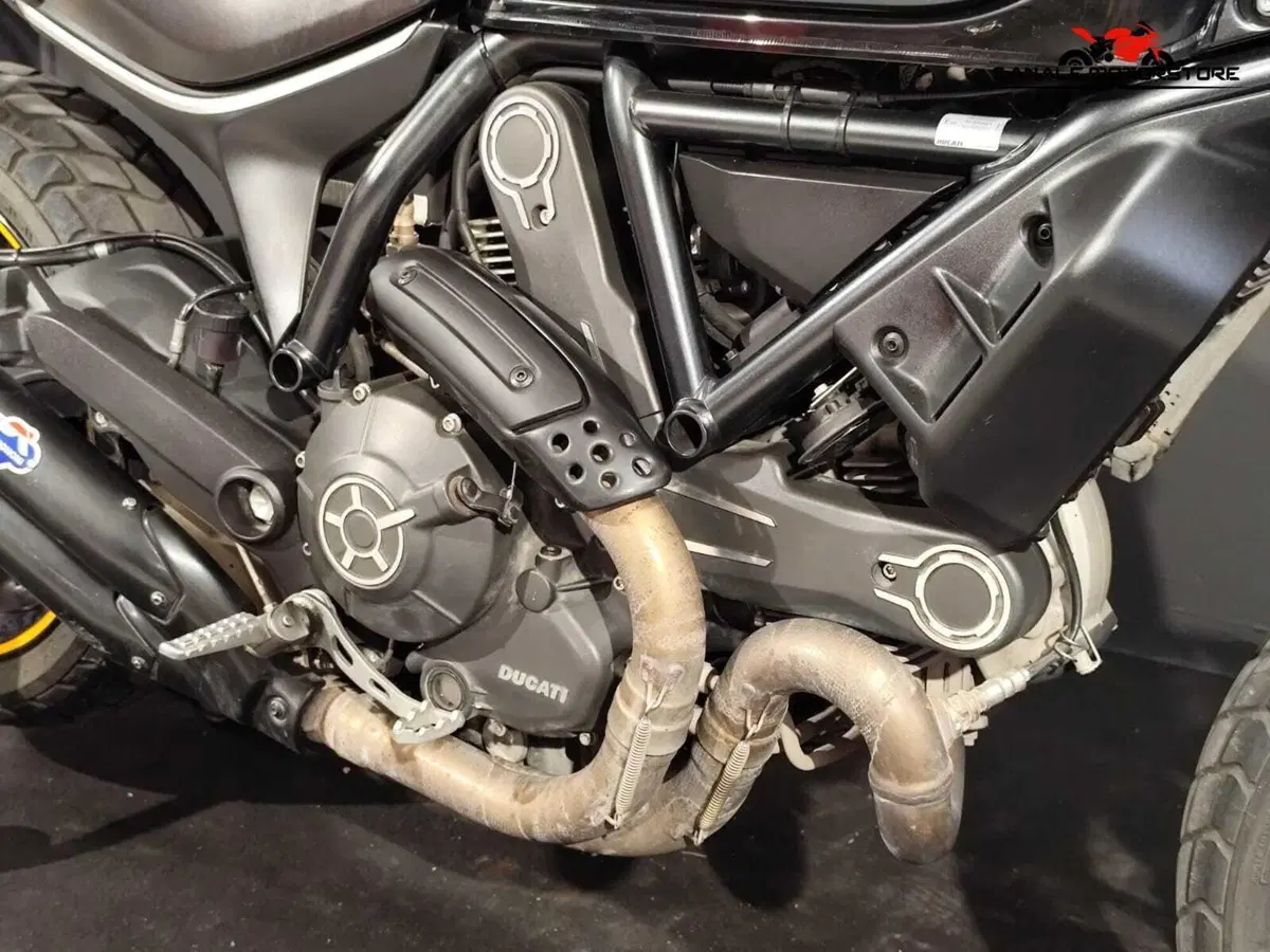 Ducati Scrambler 800 Classic (2017 - 18) (20)