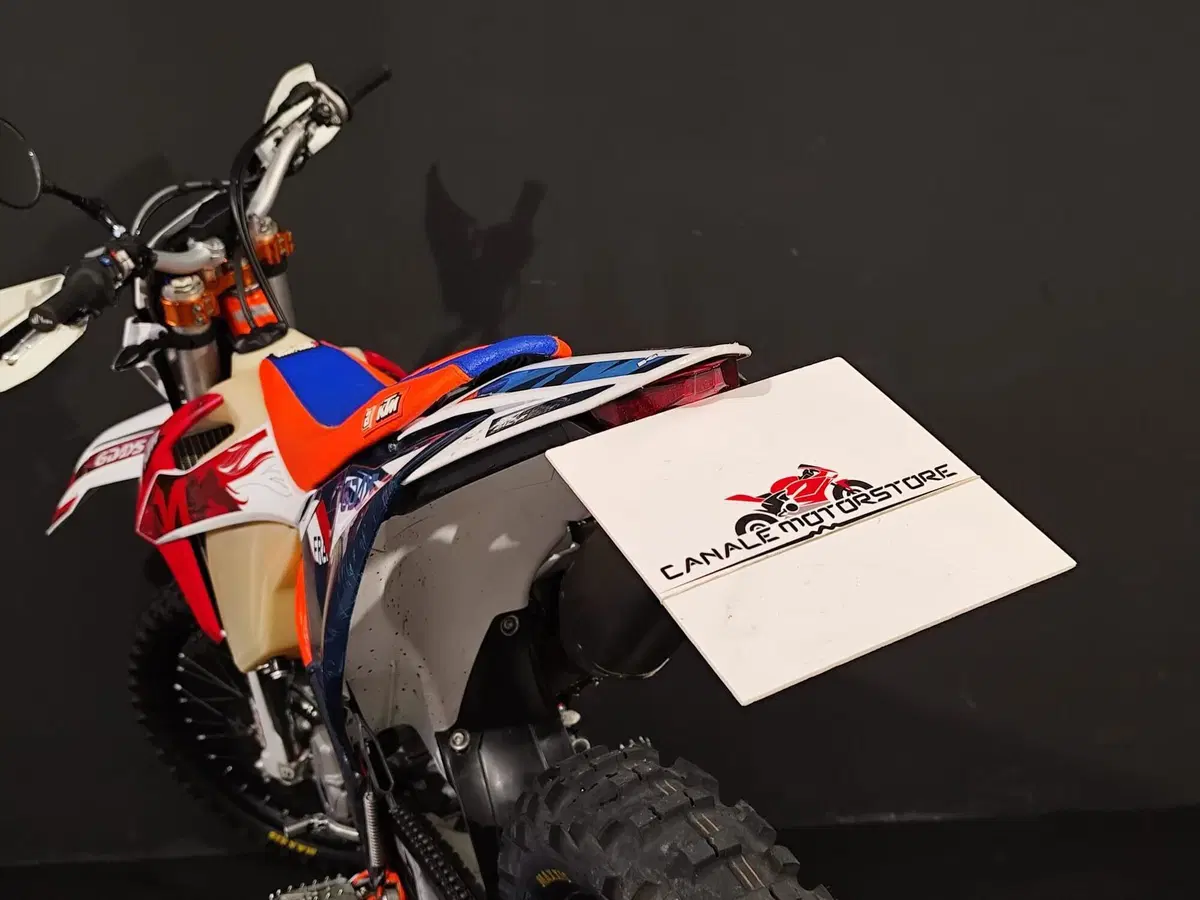 KTM 350 EXC-F Six Days (2023) (15)