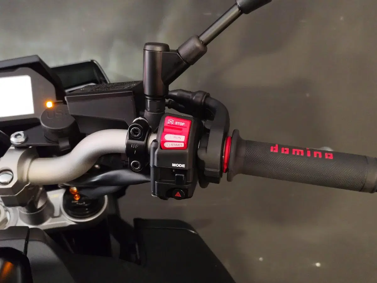 Yamaha MT-10 Tourer Edition (2017 - 20) (13)
